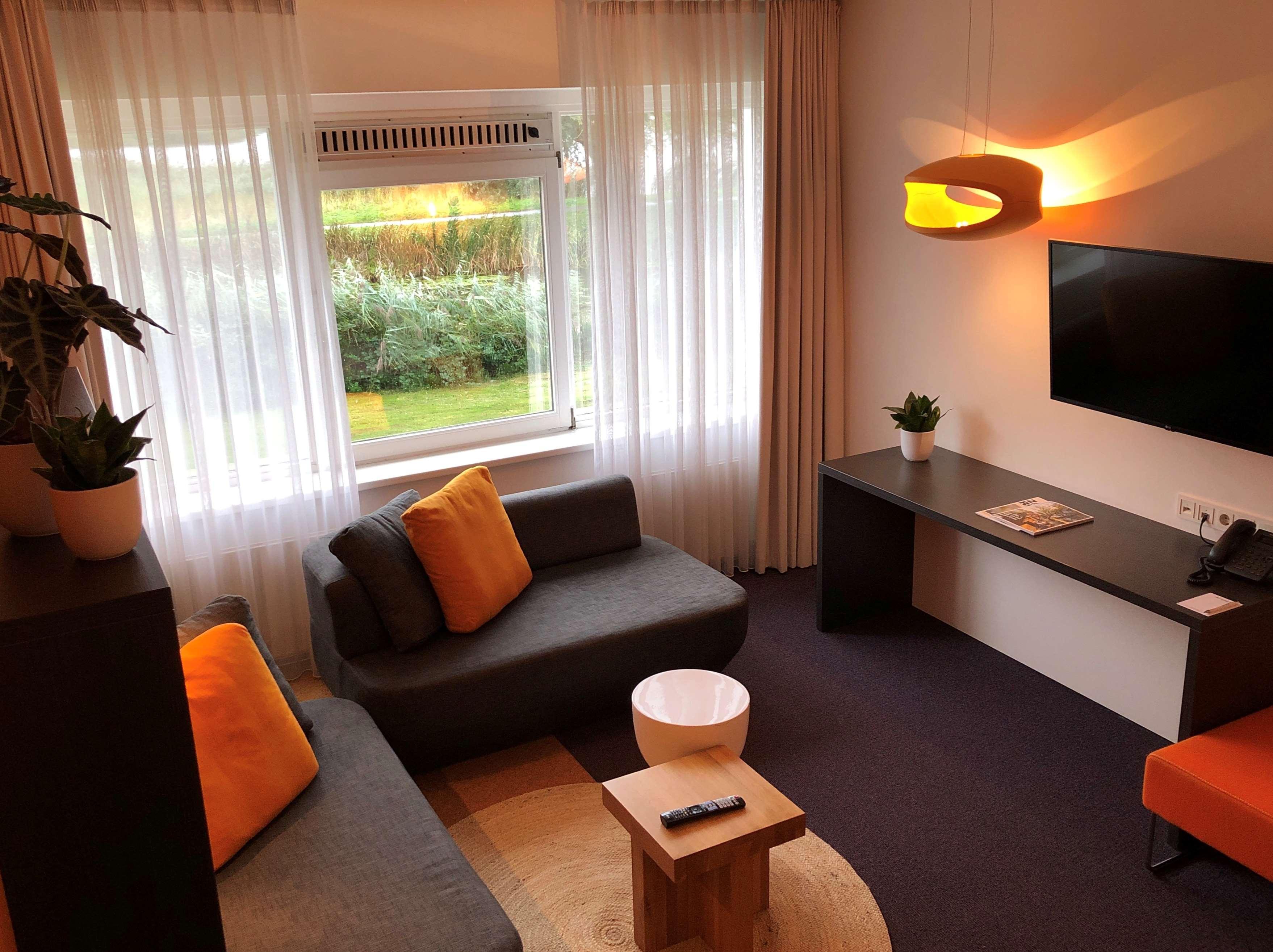 เบสต์ เวสเทิร์น พลัส รอตเตอร์ดัม แอร์พอร์ต โฮเต็ล Hotel ภายนอก รูปภาพ