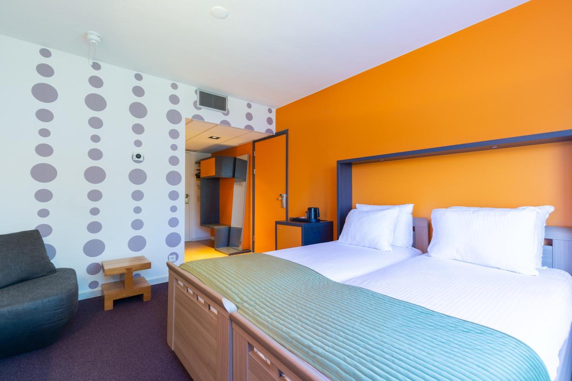 เบสต์ เวสเทิร์น พลัส รอตเตอร์ดัม แอร์พอร์ต โฮเต็ล Hotel ภายนอก รูปภาพ